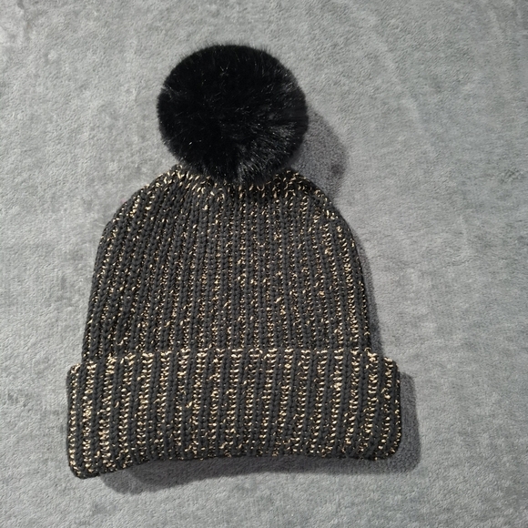 Love Your Melon Harry Potter Snitch Black Metallic Gold Pom Beanie main image 8
